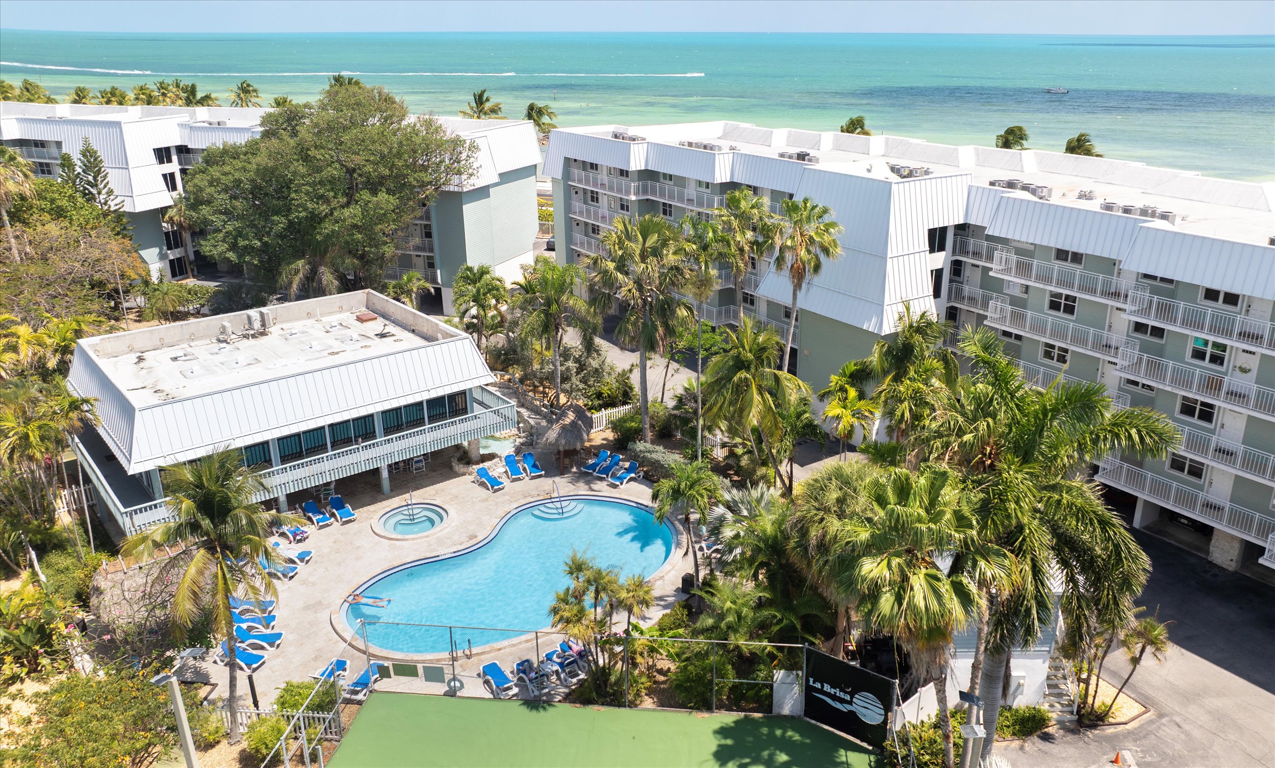 2 bedrooms - Condo Resort